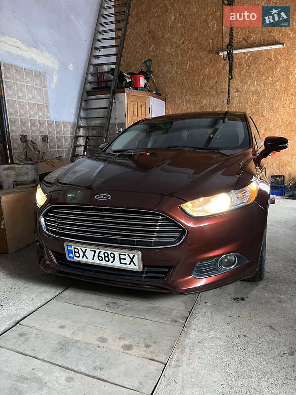 Седан Ford Fusion 2015 в Хмельницькому