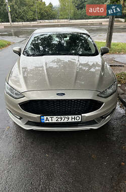 Седан Ford Fusion 2018 в Тернополі