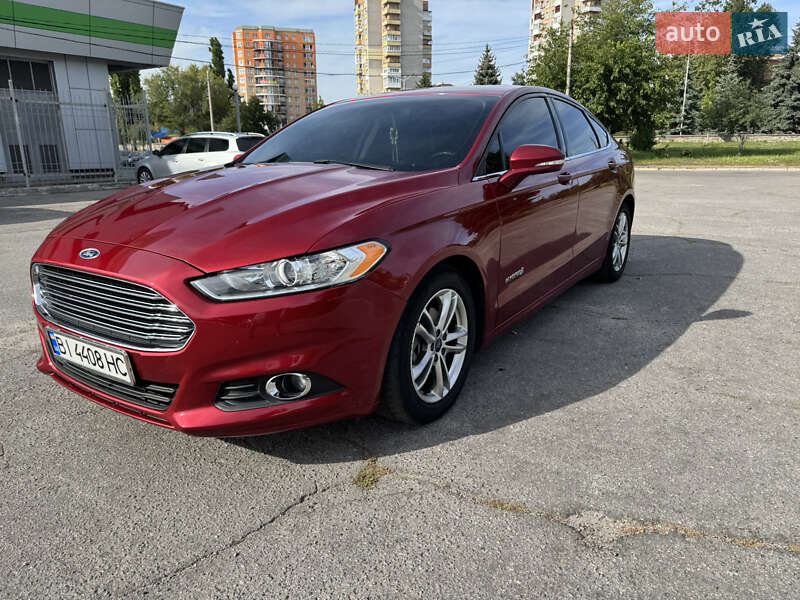 Седан Ford Fusion 2015 в Кременчуці