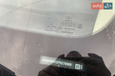 Седан Ford Fusion 2015 в 