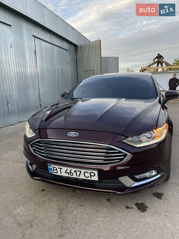 Седан Ford Fusion 2016 в Снігурівці