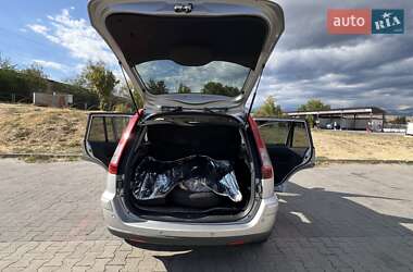 Хетчбек Ford Fusion 2008 в 