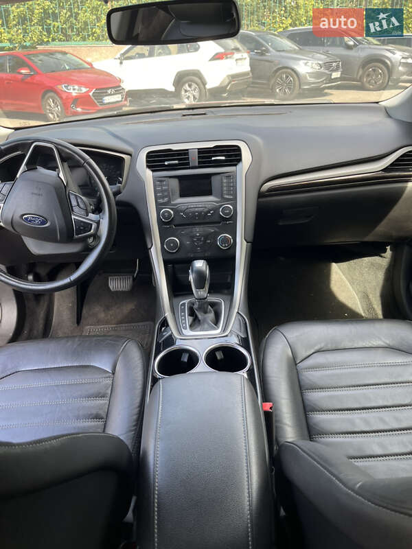 Седан Ford Fusion 2013 в Киеве