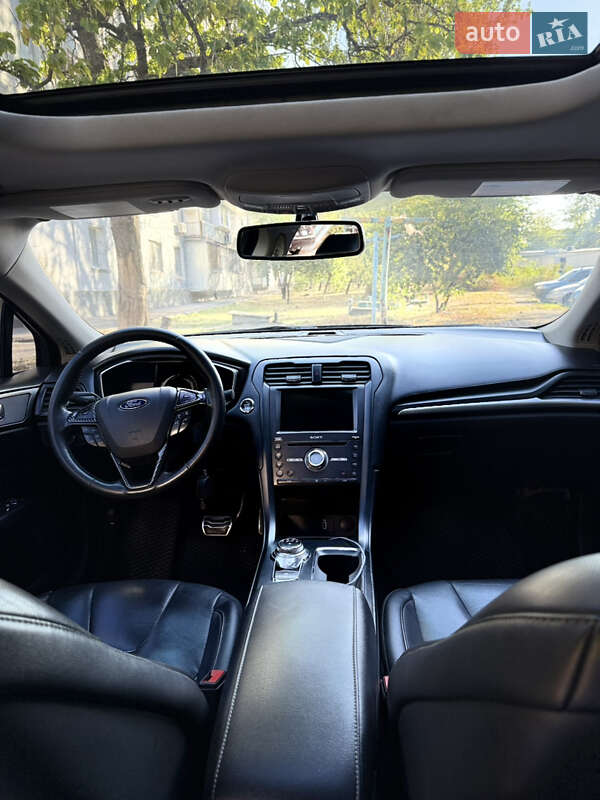 Седан Ford Fusion 2016 в Запорожье