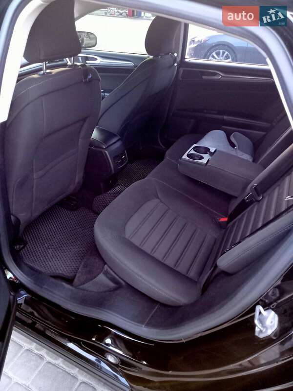 Седан Ford Fusion 2016 в Киеве фото 16 Седан Ford Fusion 2016 в Киеве