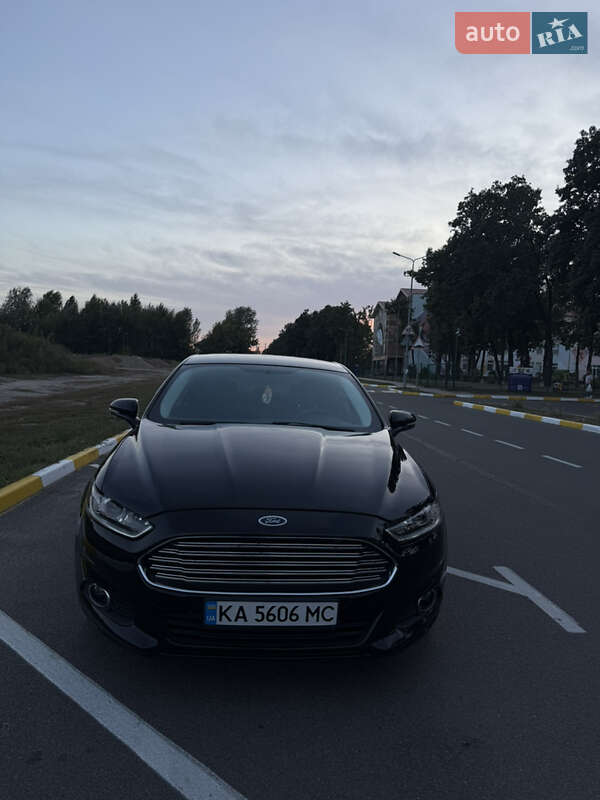 Седан Ford Fusion 2016 в Киеве фото 4 Седан Ford Fusion 2016 в Киеве