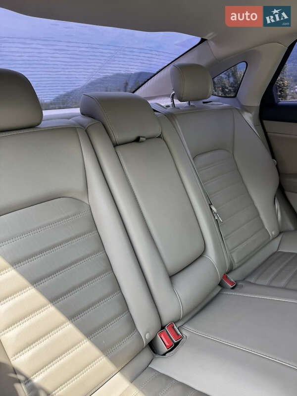 Седан Ford Fusion 2016 в Мукачевому