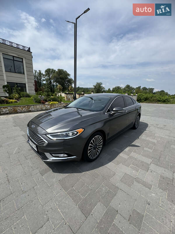 Седан Ford Fusion 2016 в Мукачевому