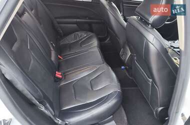 Седан Ford Fusion 2018 в 