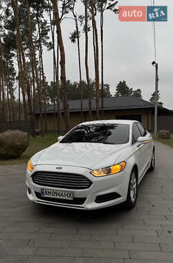 Седан Ford Fusion 2014 в Житомире