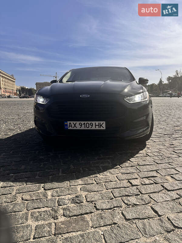 Седан Ford Fusion 2013 в Харкові