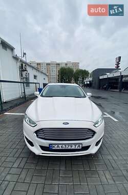 Седан Ford Fusion 2014 в 