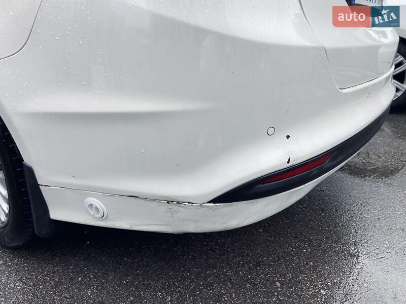 Седан Ford Fusion 2014 в Киеве
