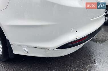 Седан Ford Fusion 2014 в 