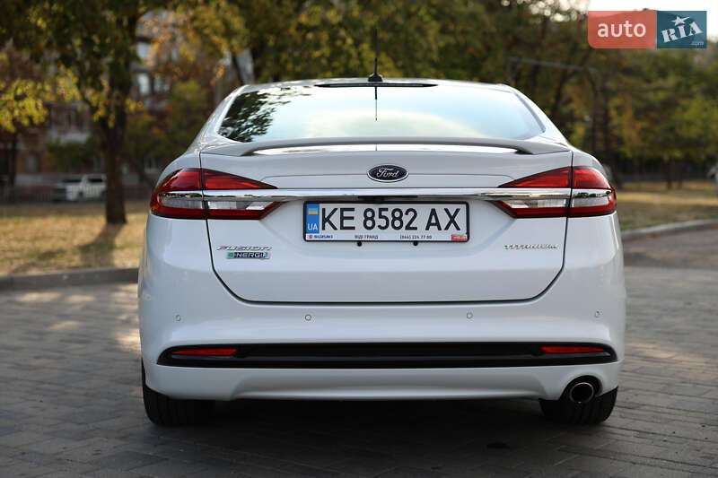 Седан Ford Fusion 2016 в Дніпрі