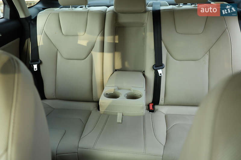 Седан Ford Fusion 2016 в Дніпрі