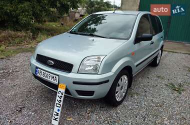 Хетчбек Ford Fusion 2003 в Ямполі