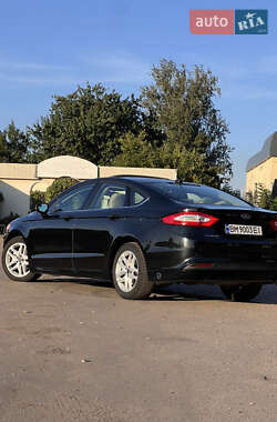 Седан Ford Fusion 2015 в 