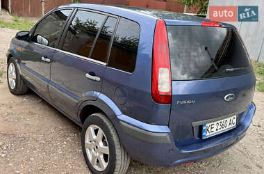 Хэтчбек Ford Fusion 2006 в 