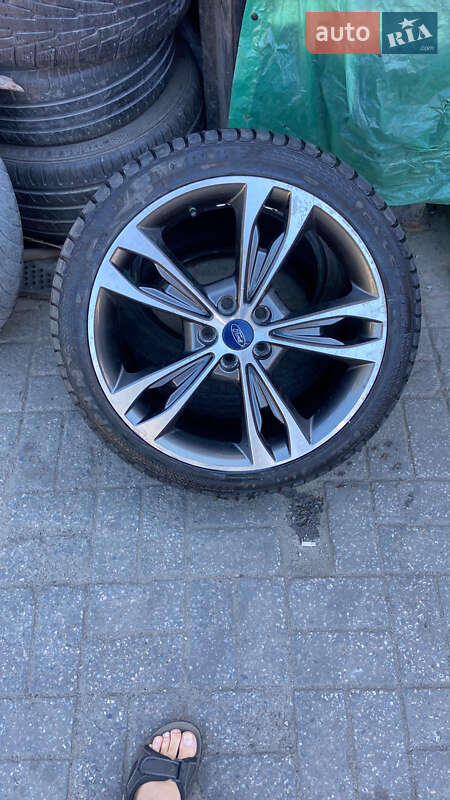 Седан Ford Fusion 2019 в Днепре
