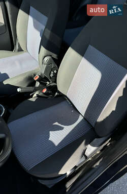 Хетчбек Ford Fusion 2009 в 