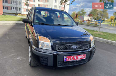 Хетчбек Ford Fusion 2005 в 