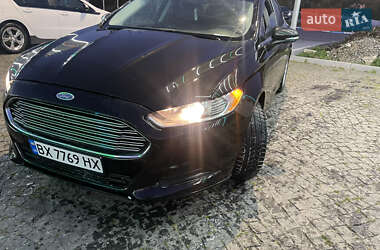 Седан Ford Fusion 2014 в 