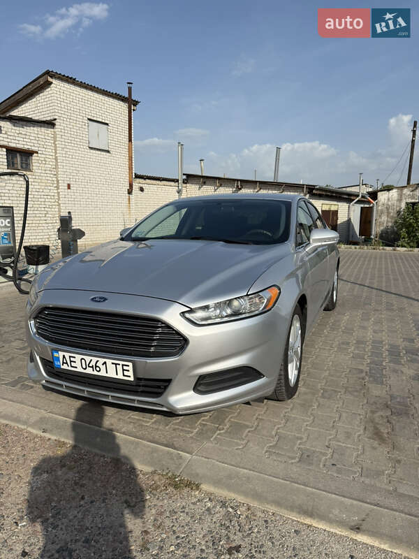 Седан Ford Fusion 2015 в Житомире