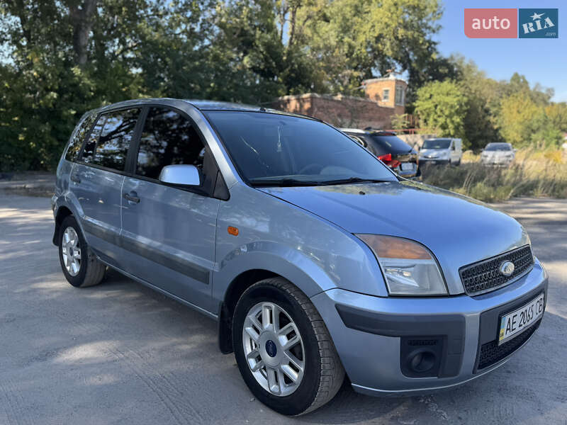 Хэтчбек Ford Fusion 2007 в Днепре