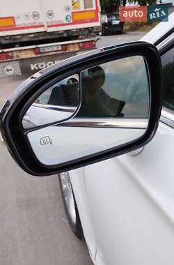 Седан Ford Fusion 2013 в 