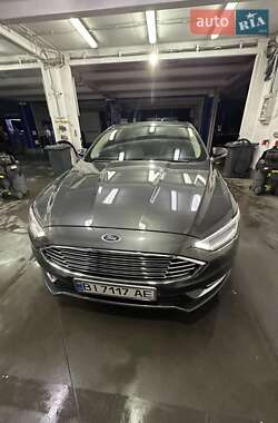 Седан Ford Fusion 2018 в 