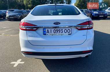 Седан Ford Fusion 2017 в 