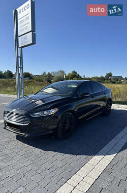 Седан Ford Fusion 2013 в 
