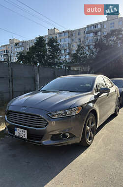 Седан Ford Fusion 2013 в 