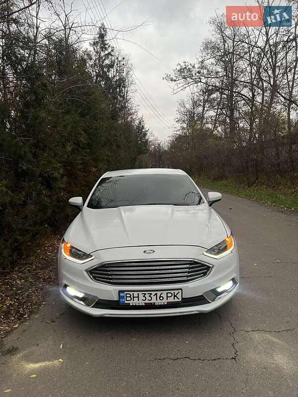 Седан Ford Fusion 2017 в Одесі