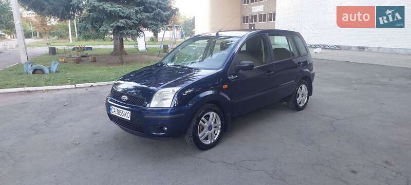 Хетчбек Ford Fusion 2004 в 