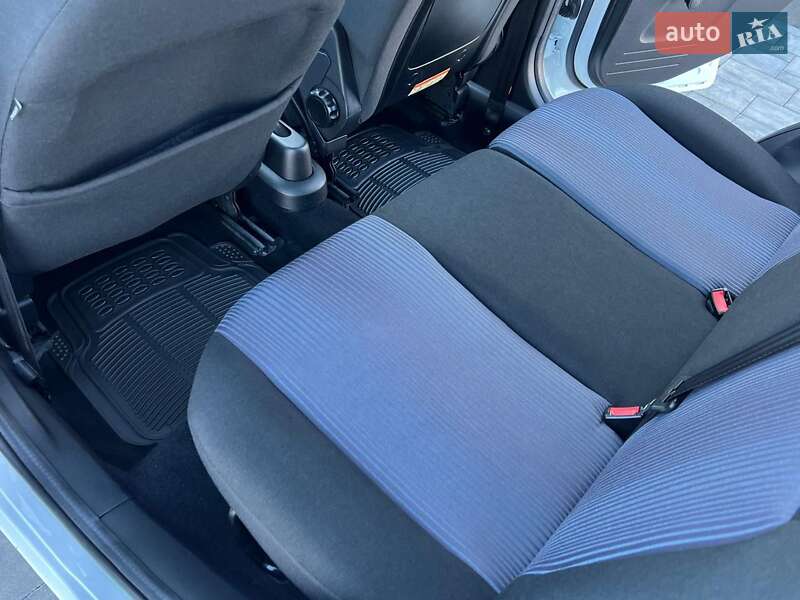 Хэтчбек Ford Fusion 2009 в Киеве фото 60 Хэтчбек Ford Fusion 2009 в Киеве