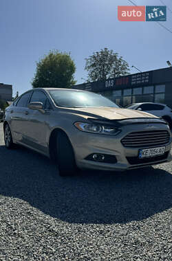 Седан Ford Fusion 2015 в 
