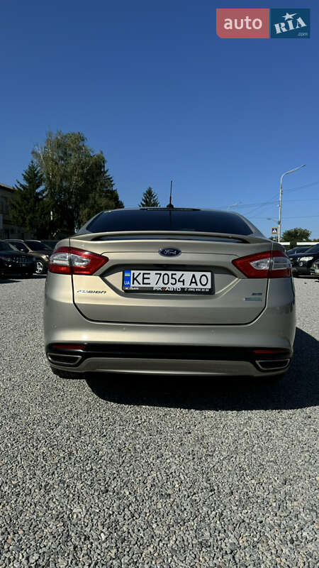 Седан Ford Fusion 2015 в Павлограде