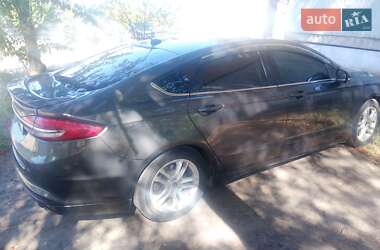 Седан Ford Fusion 2018 в 