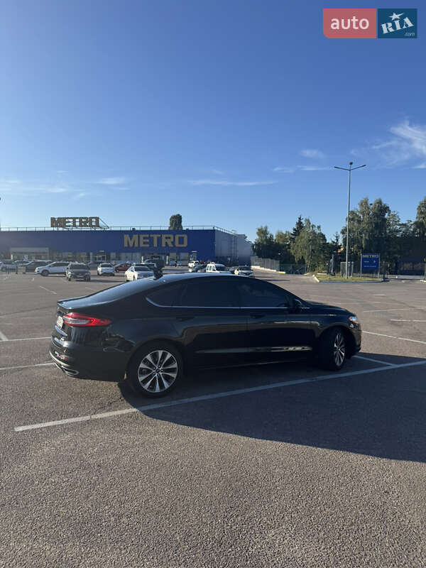 Седан Ford Fusion 2019 в Житомире
