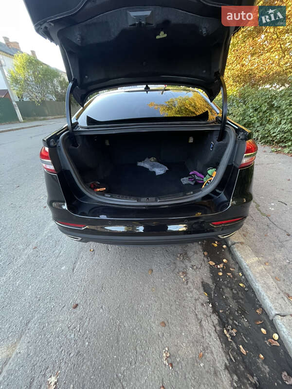Седан Ford Fusion 2019 в Житомире