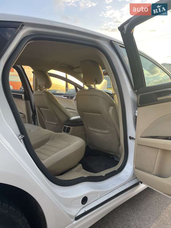 Седан Ford Fusion 2014 в Харькове