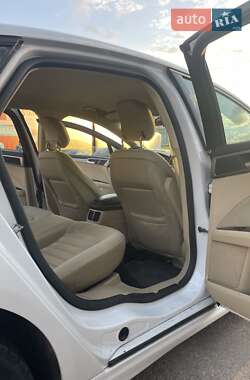 Седан Ford Fusion 2014 в 