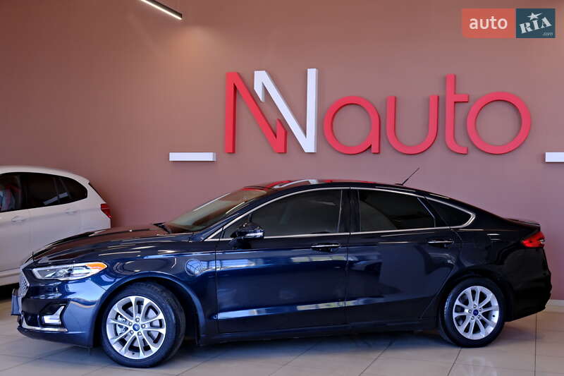 Седан Ford Fusion 2020 в Одесі