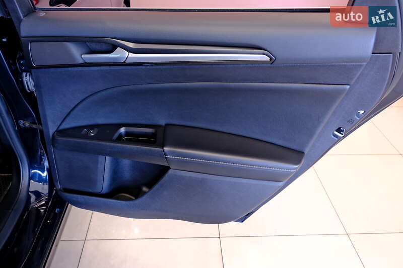 Седан Ford Fusion 2020 в Одесі