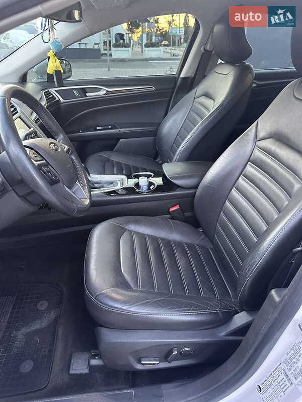 Седан Ford Fusion 2016 в Киеве