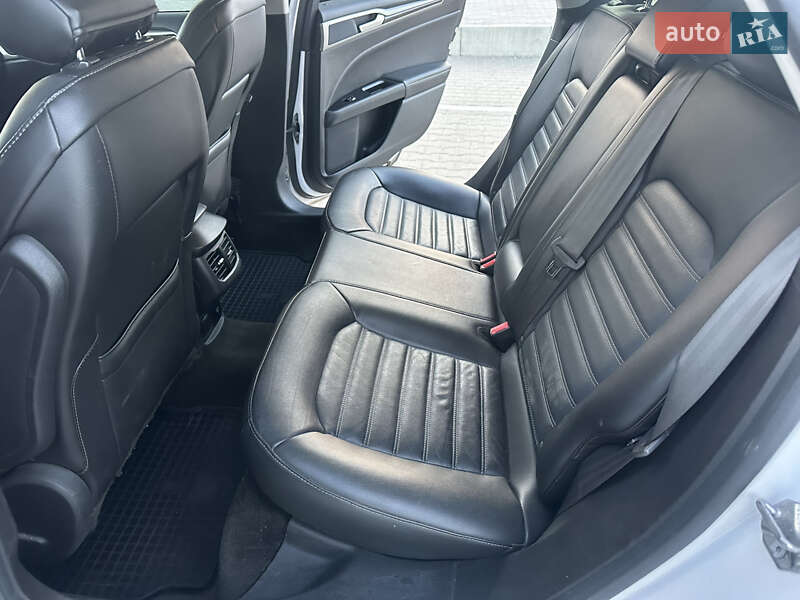 Седан Ford Fusion 2016 в Киеве