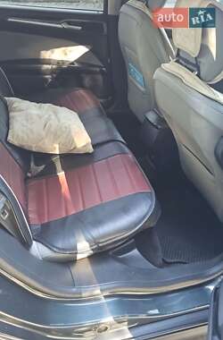 Седан Ford Fusion 2014 в 
