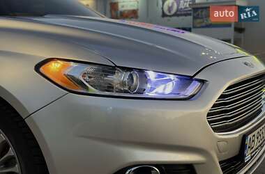 Седан Ford Fusion 2016 в 